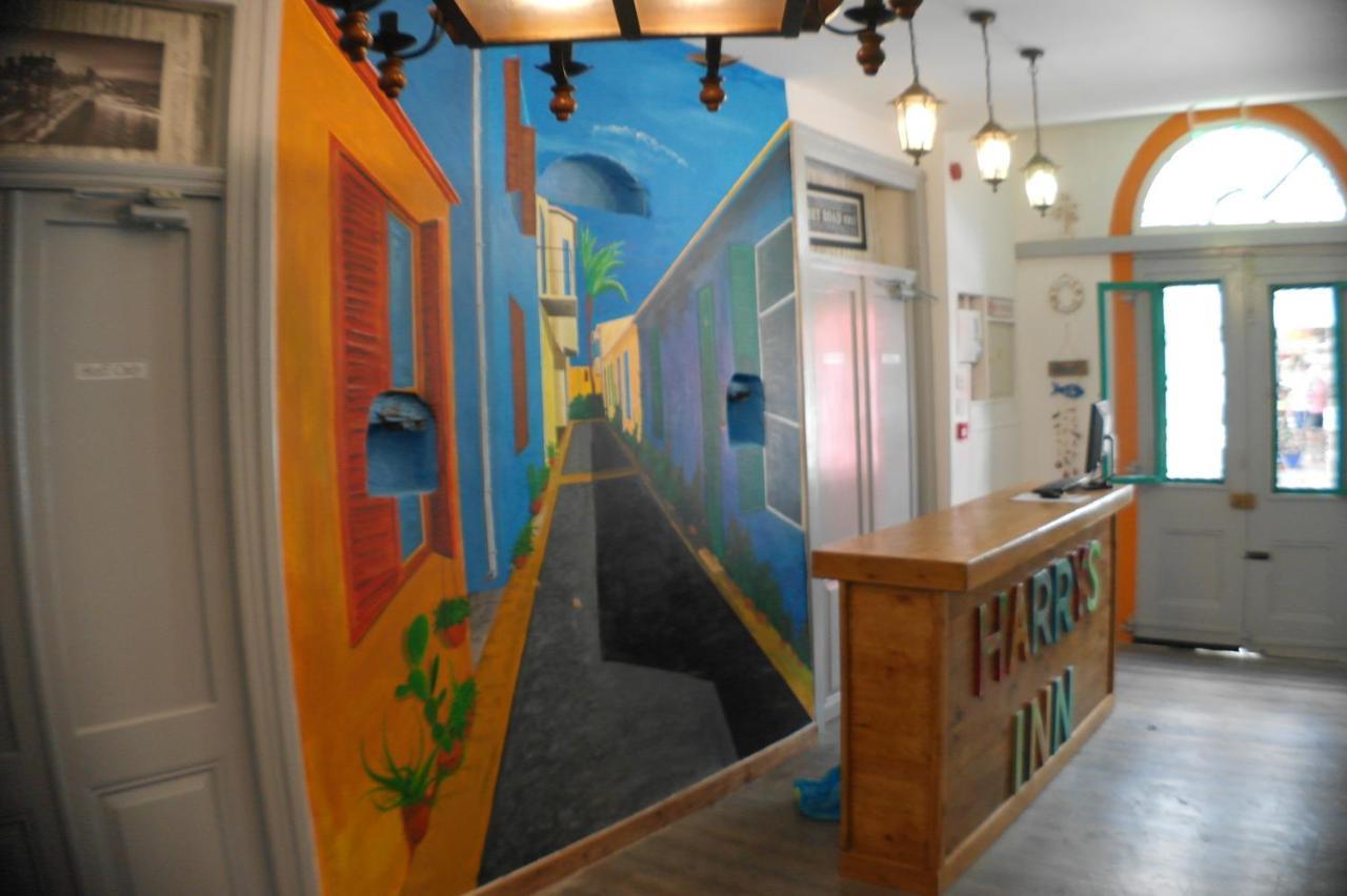 Harrys Inn Guesthouse ลาร์นาคา ภายนอก รูปภาพ